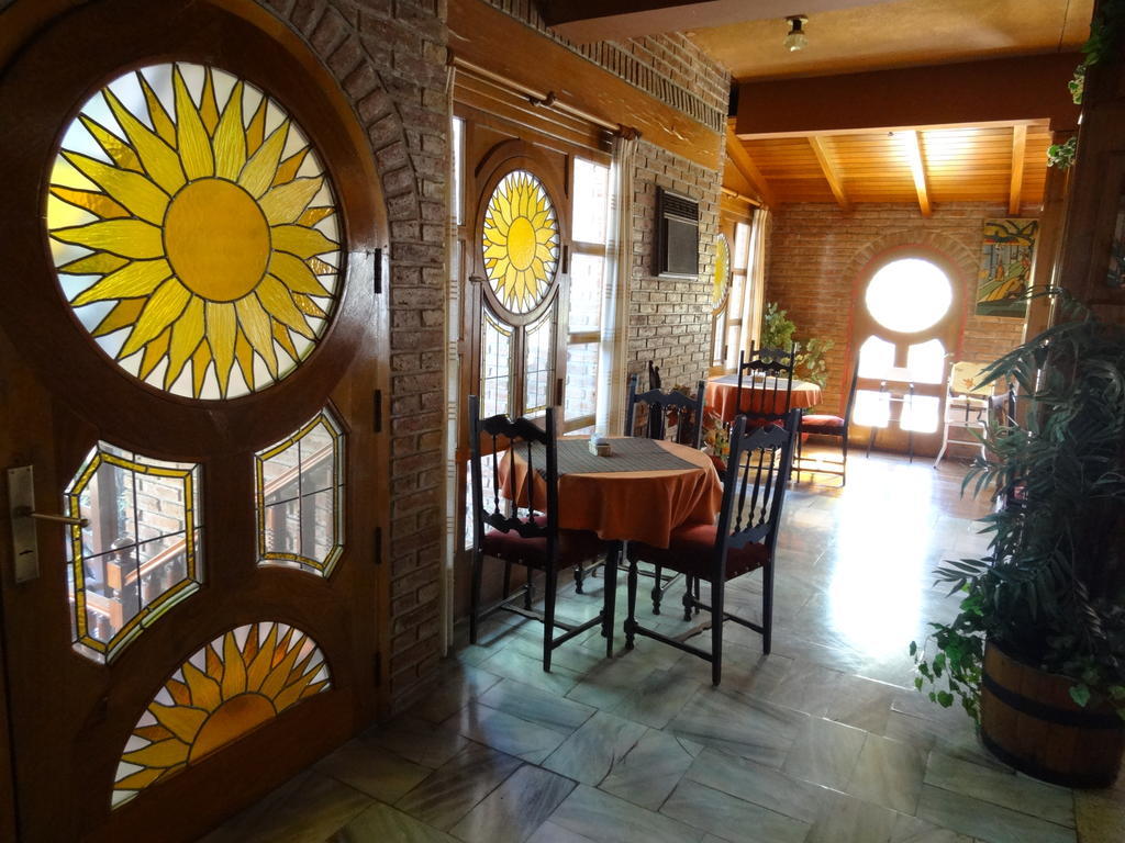 Mon Petit Hotel Villa Carlos Paz Exterior photo